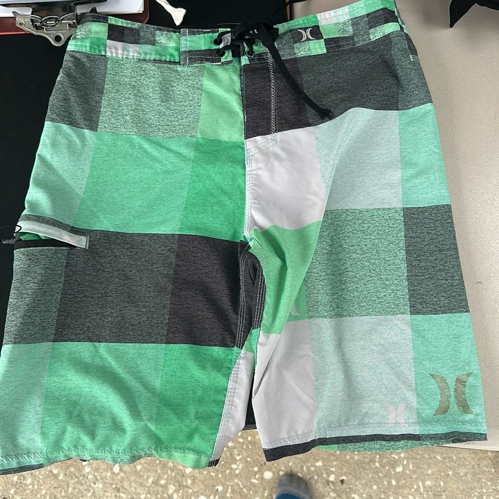 Men’s Hurley swim shorts